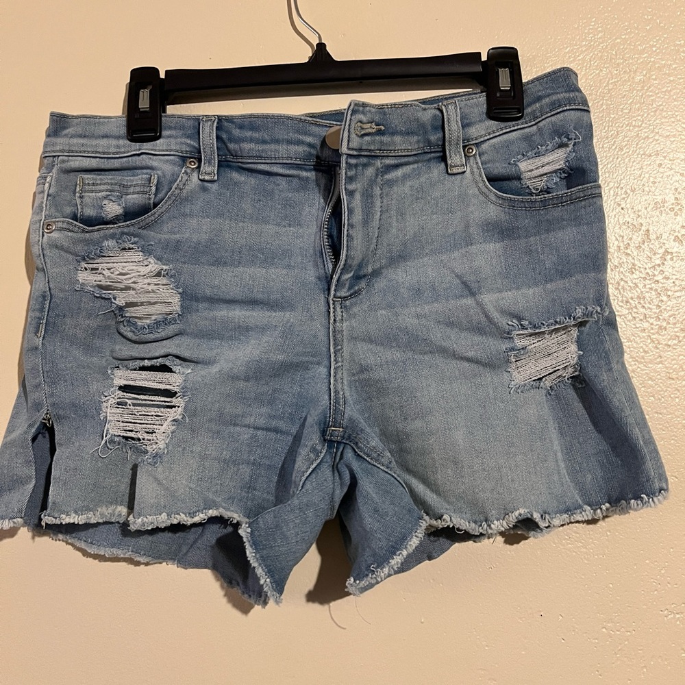 New York and Company Distressed Shorts